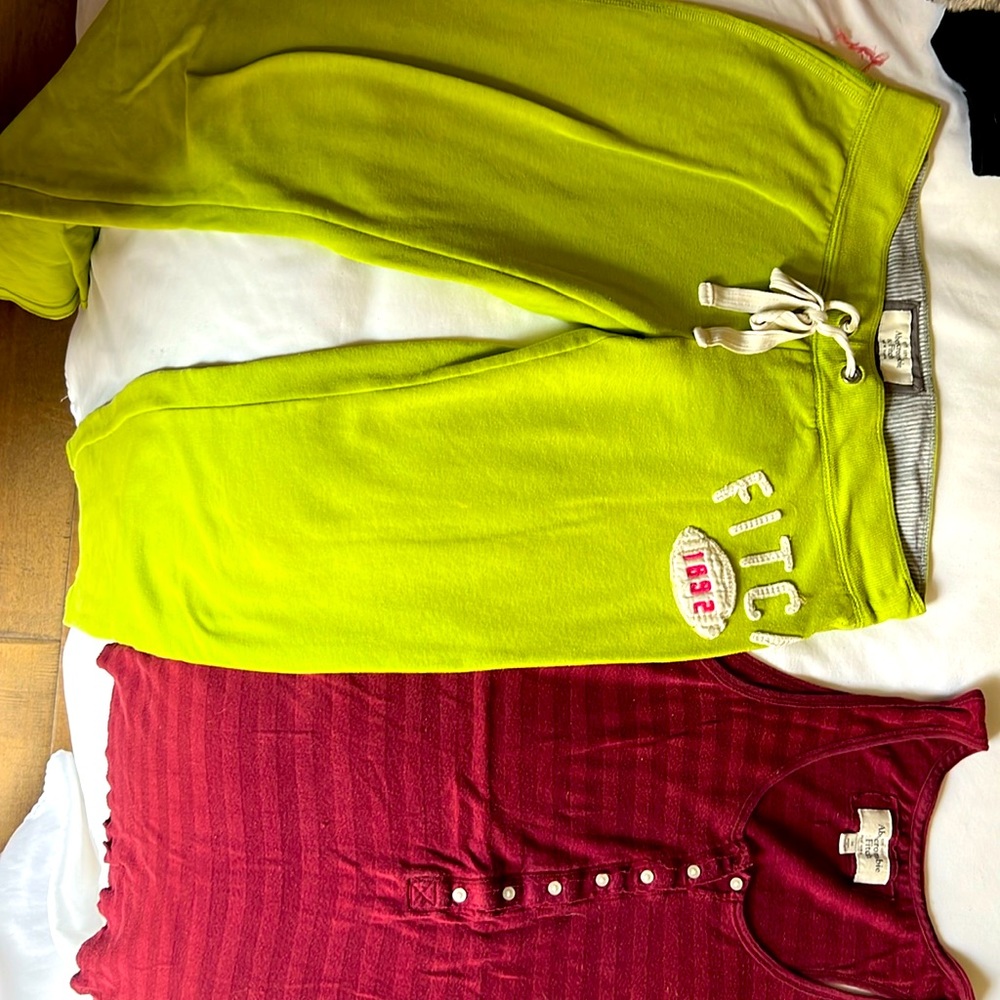 Abercrombie & Fitch tank and sweat pants